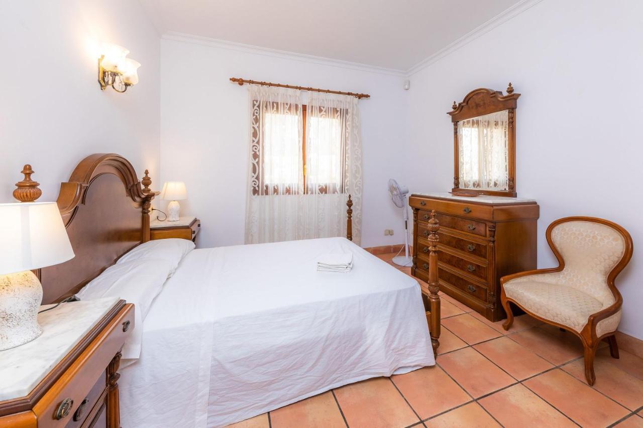 Dofi Villa Cala Millor  Luaran gambar